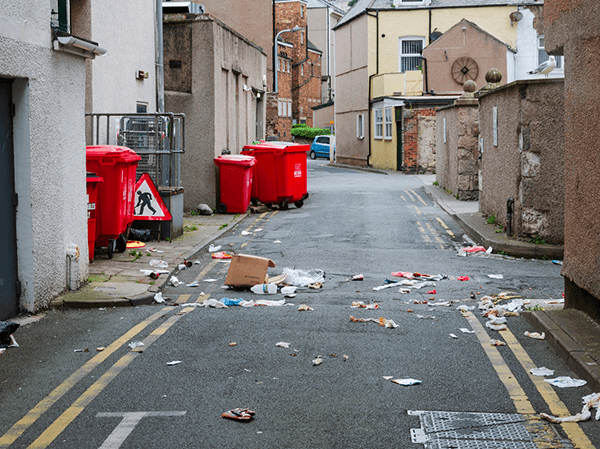 Image of rubbish in a back street in Llandudno